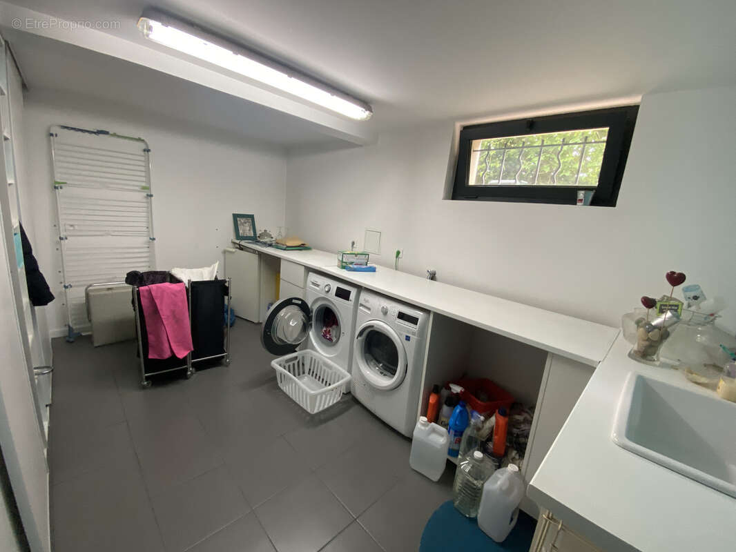 Maison à PARAY-VIEILLE-POSTE