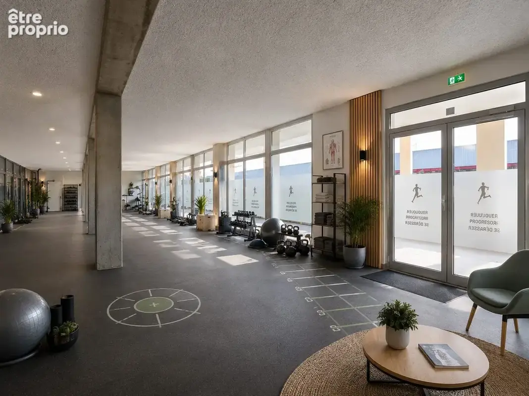 Commerce 284 m² à vendre à Mondeville (14120) - photo 3