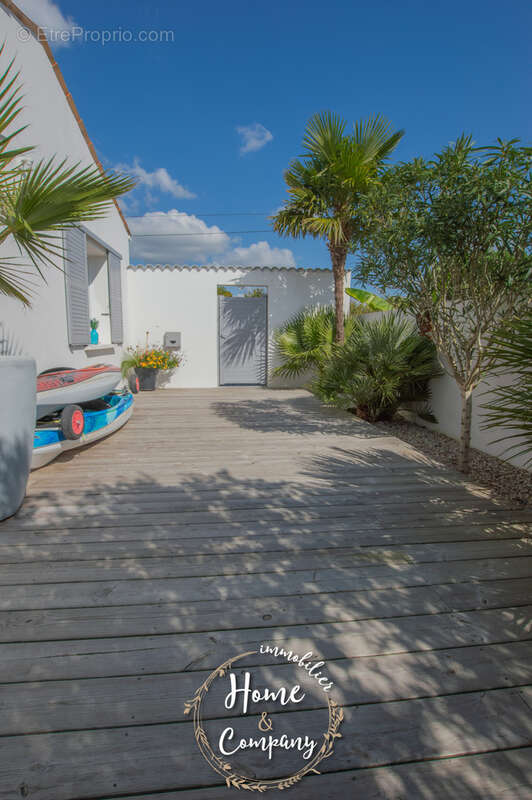 Maison à MORNAC-SUR-SEUDRE