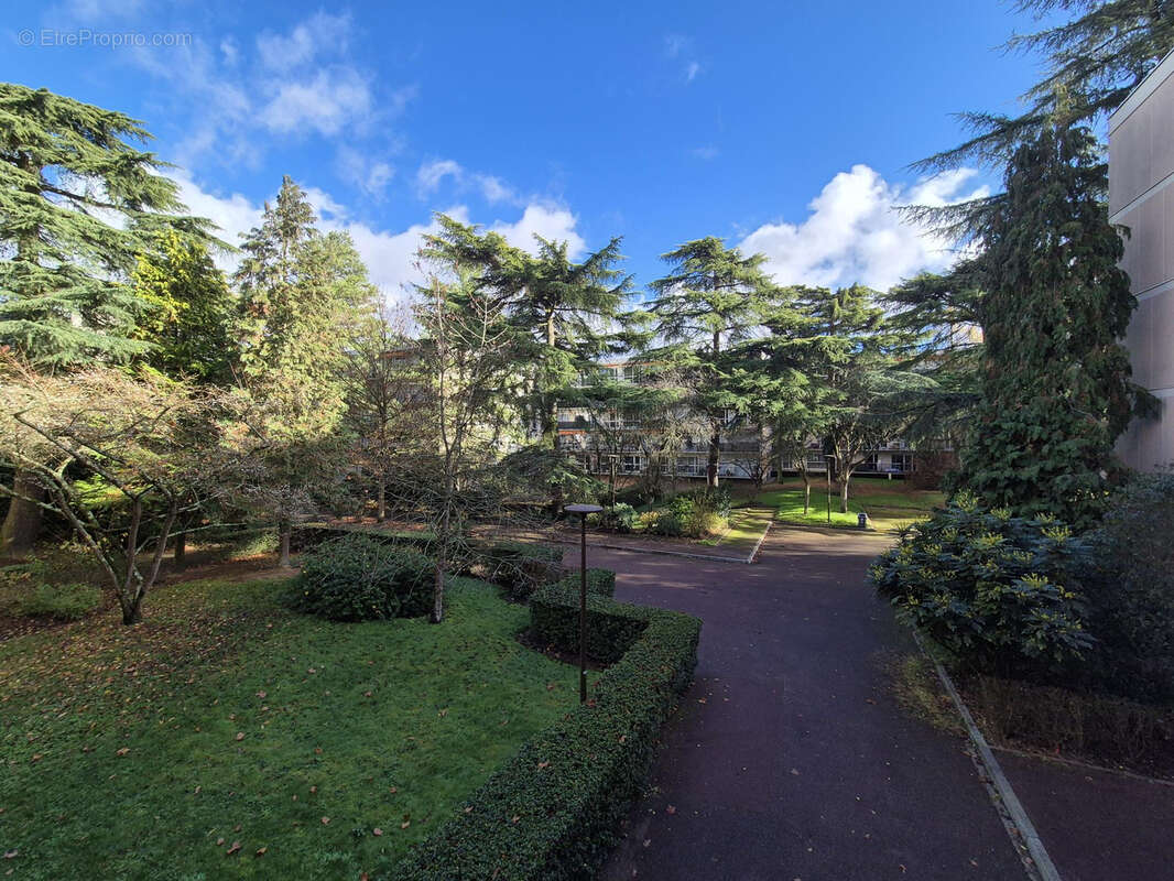 Appartement à VELIZY-VILLACOUBLAY