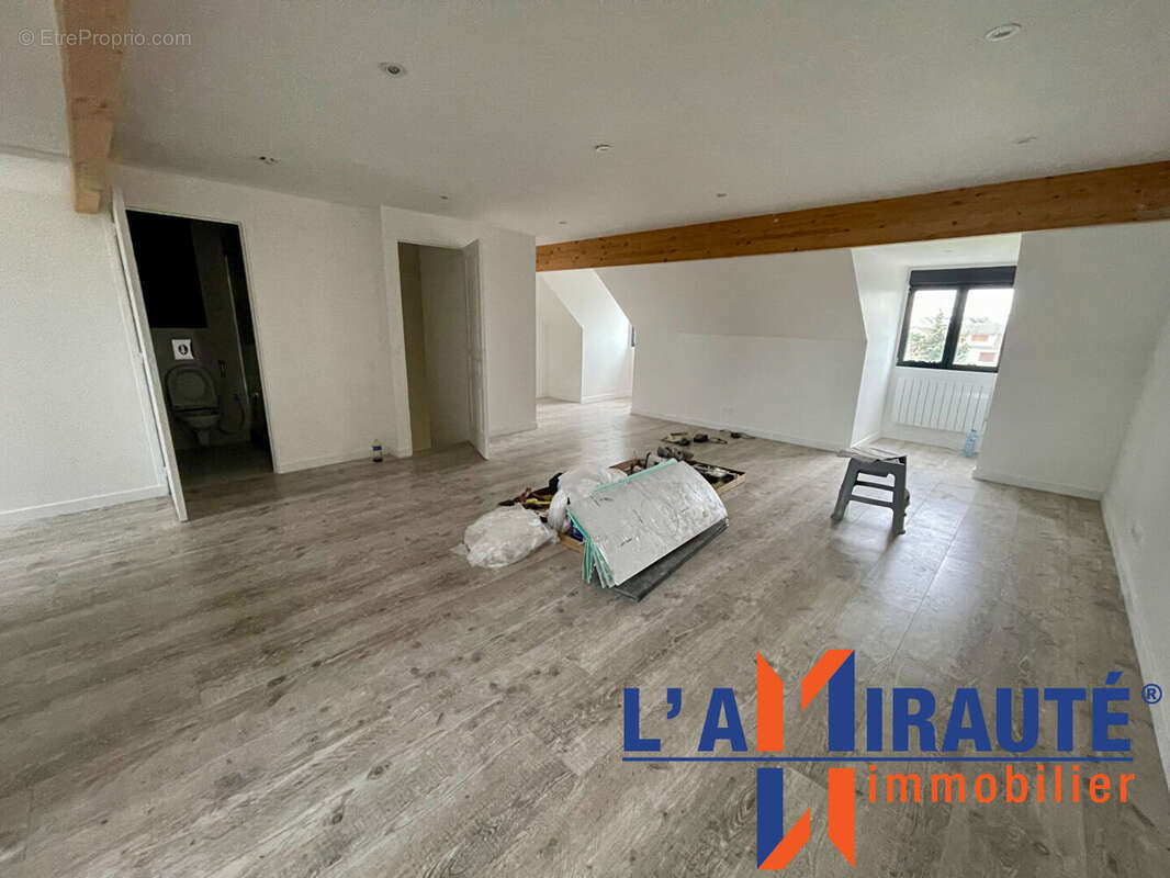 Maison à SARTROUVILLE