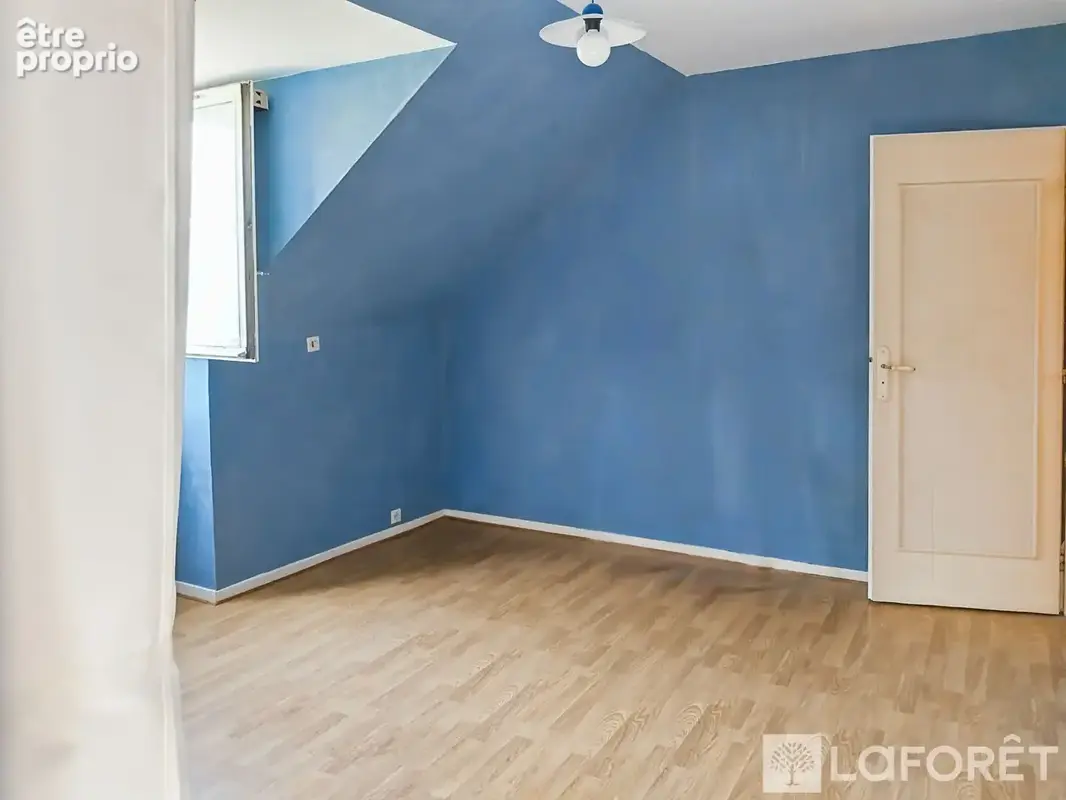 Charmante maison de 110m2 avec jardin, sous-sol et garage - photo 7