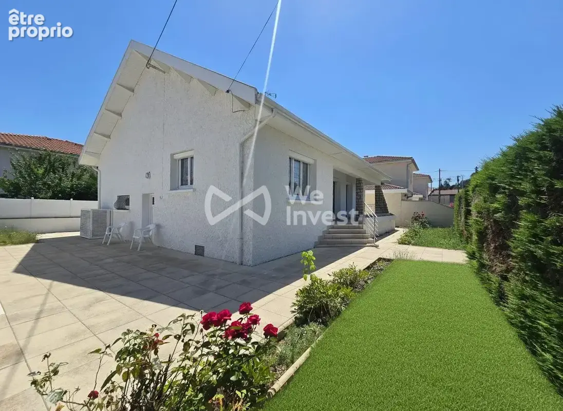 Maison 103 m² à Saint-Laurent-De-Mure  - photo 3