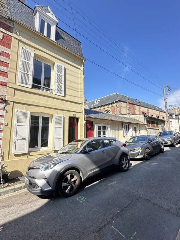 Maison à TROUVILLE-SUR-MER