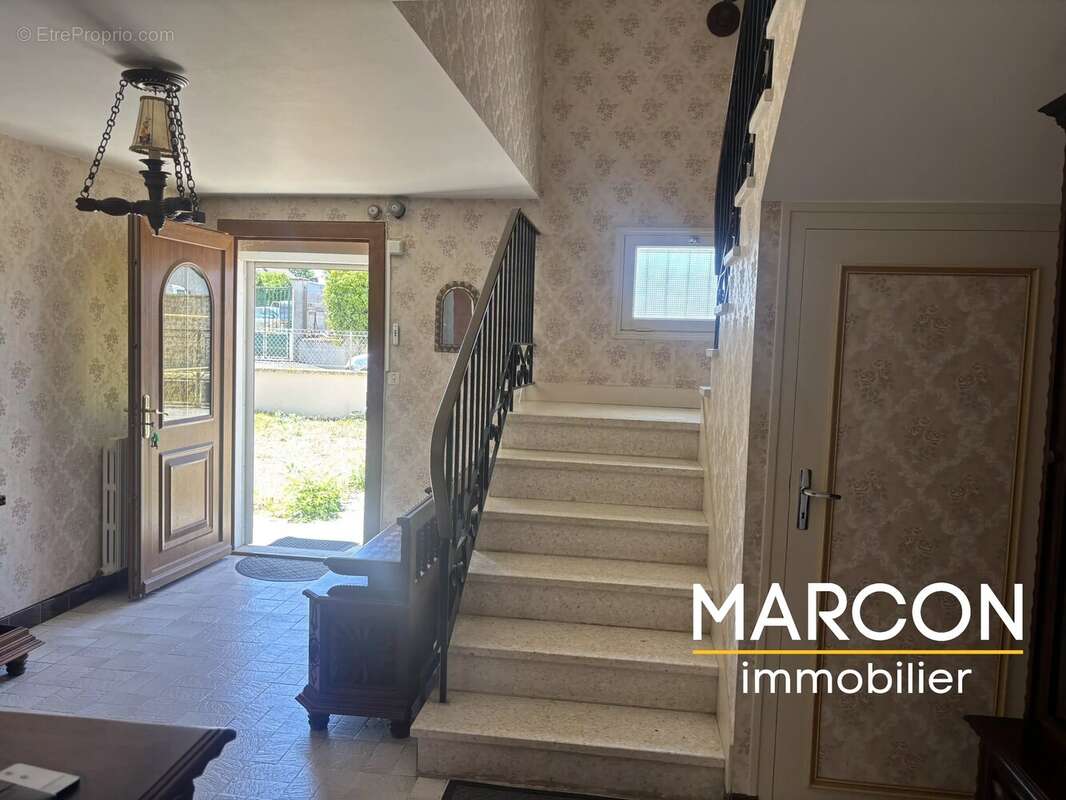Pavillon sur sous-sol - photo 8