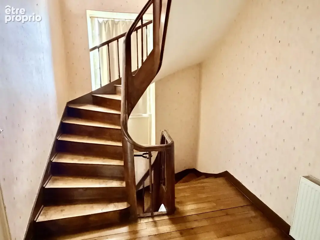 Magnifique maison de ville dans une ville animée de la Haute-Vienne - photo 7