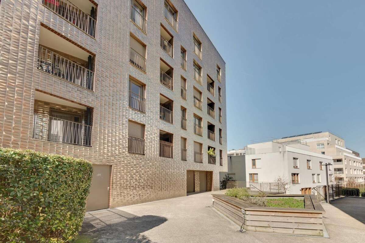 Photo 8 - Appartement à ROMAINVILLE