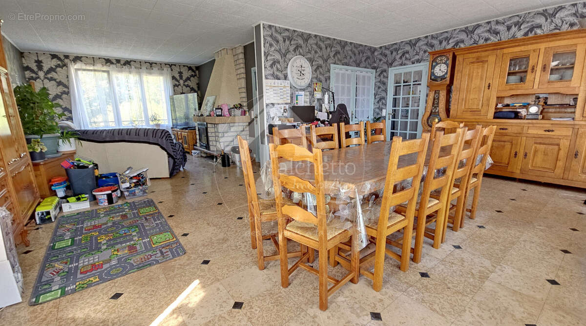 Maison à LAPALISSE