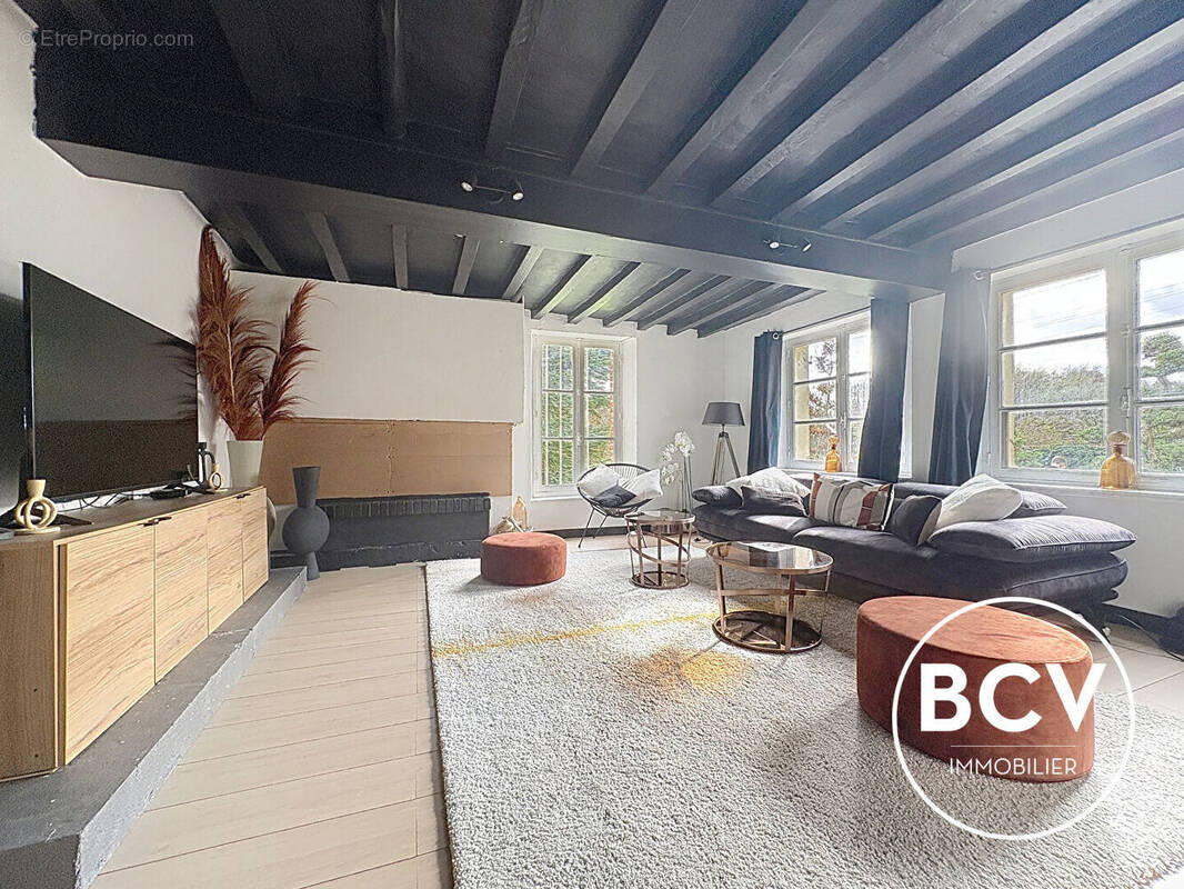 Maison à SAINT-PREST