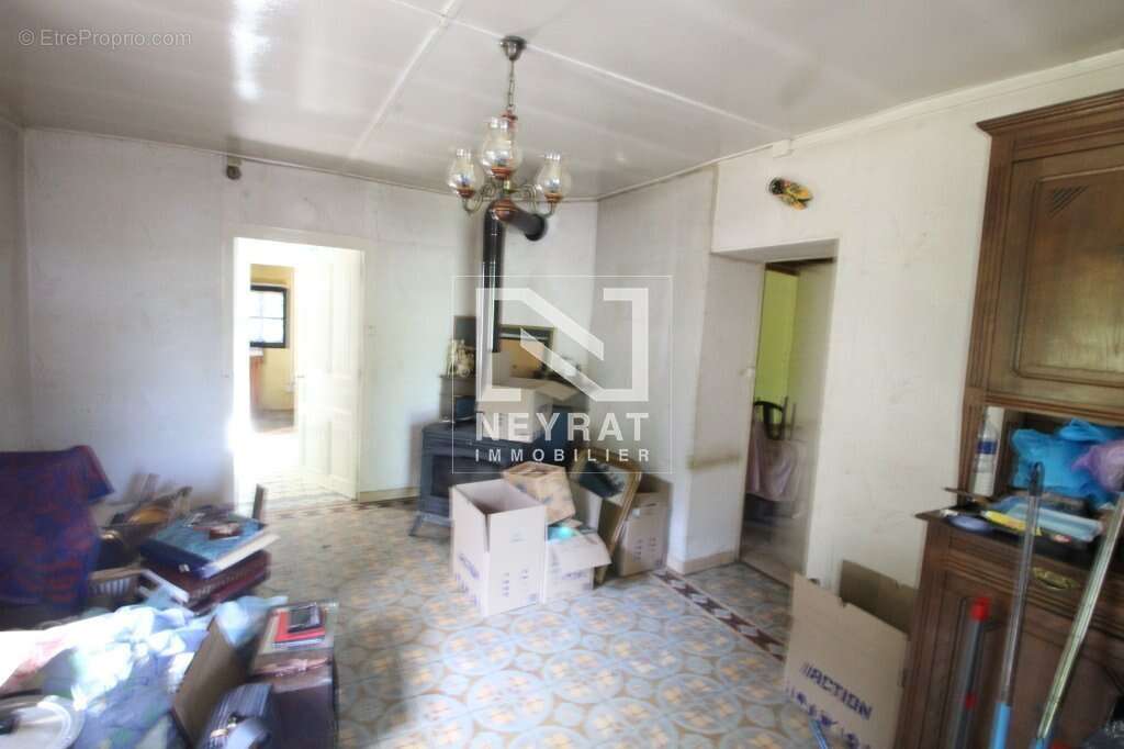 Maison à BRANGES