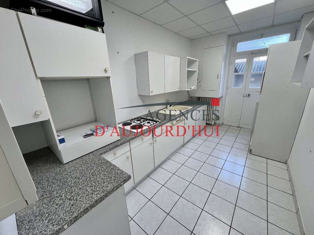 Commerce à VILLERS-BOCAGE