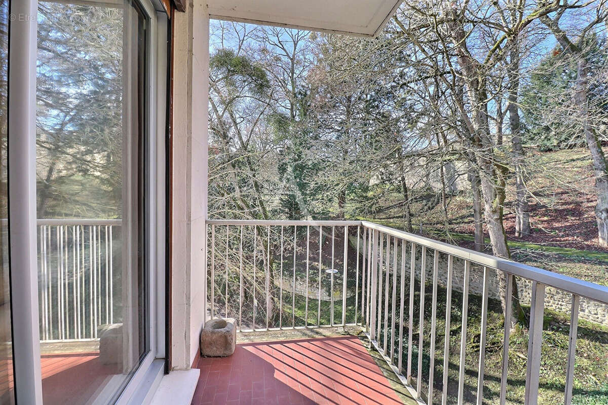 Dernier étage avec Vue Exceptionnelle Le Mesnil-Le-Roi 4 pièce(s) 101 m2 - photo 7