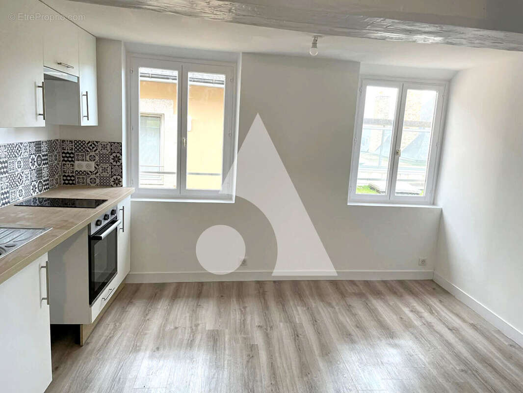 Appartement à LAMBALLE