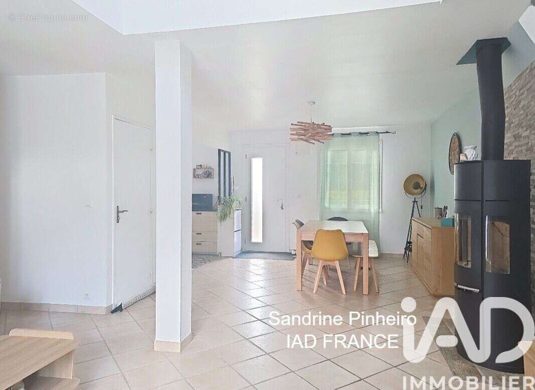 Photo 3 - Maison à SAVIGNY-SUR-ORGE