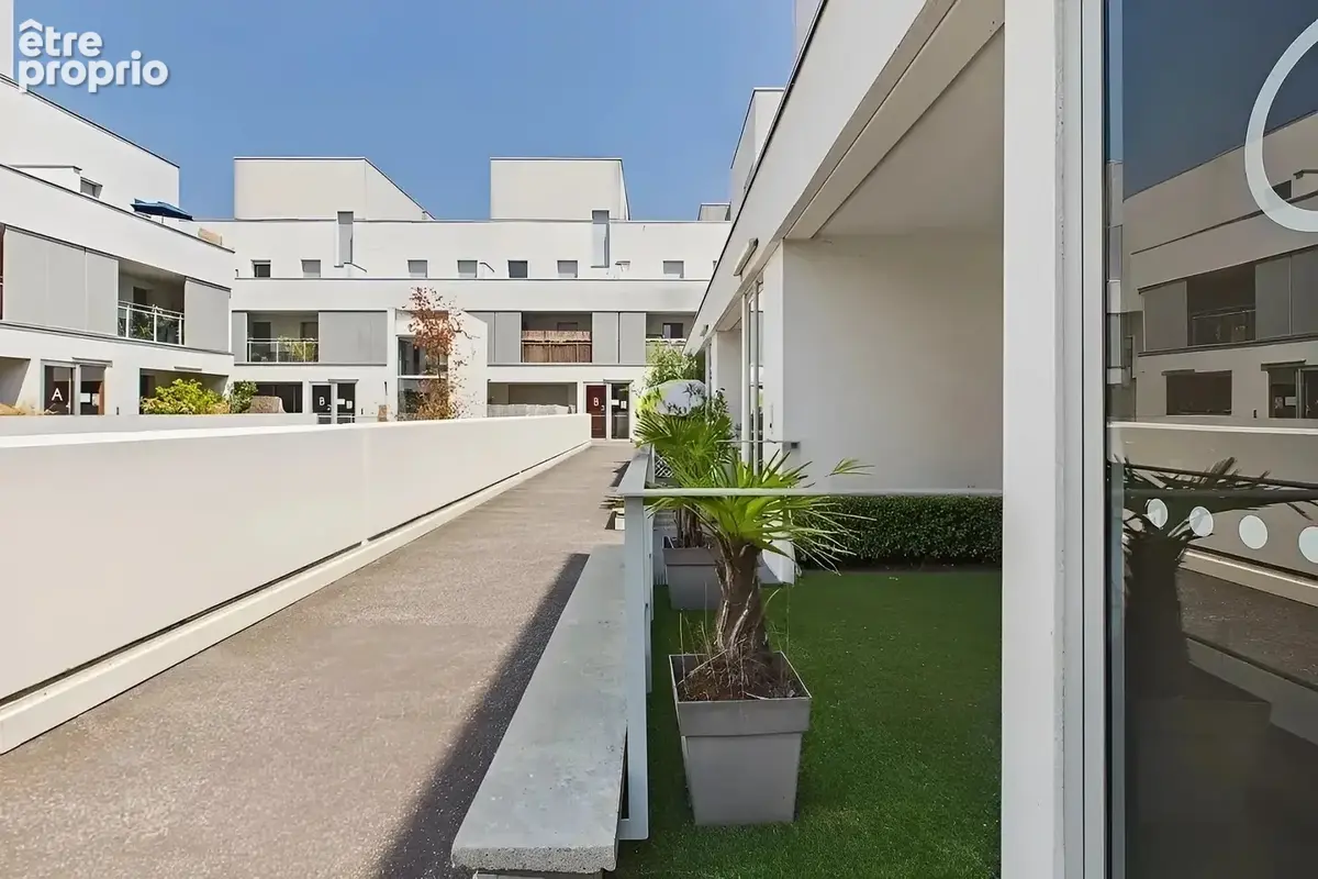 Duplex contemporain 3 chambres avec deux terrasses et double stationnement - photo 14