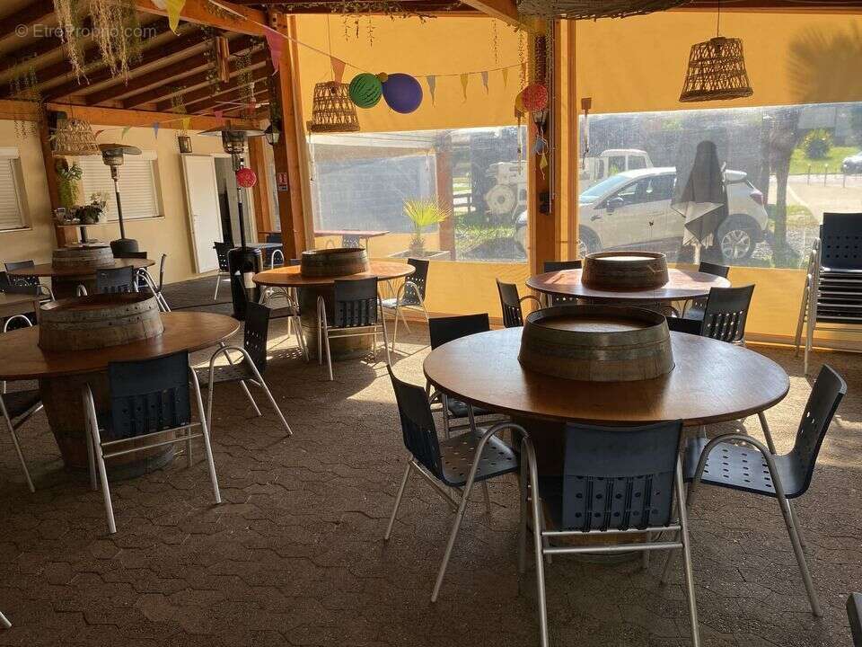 Commerce à CAZAUBON