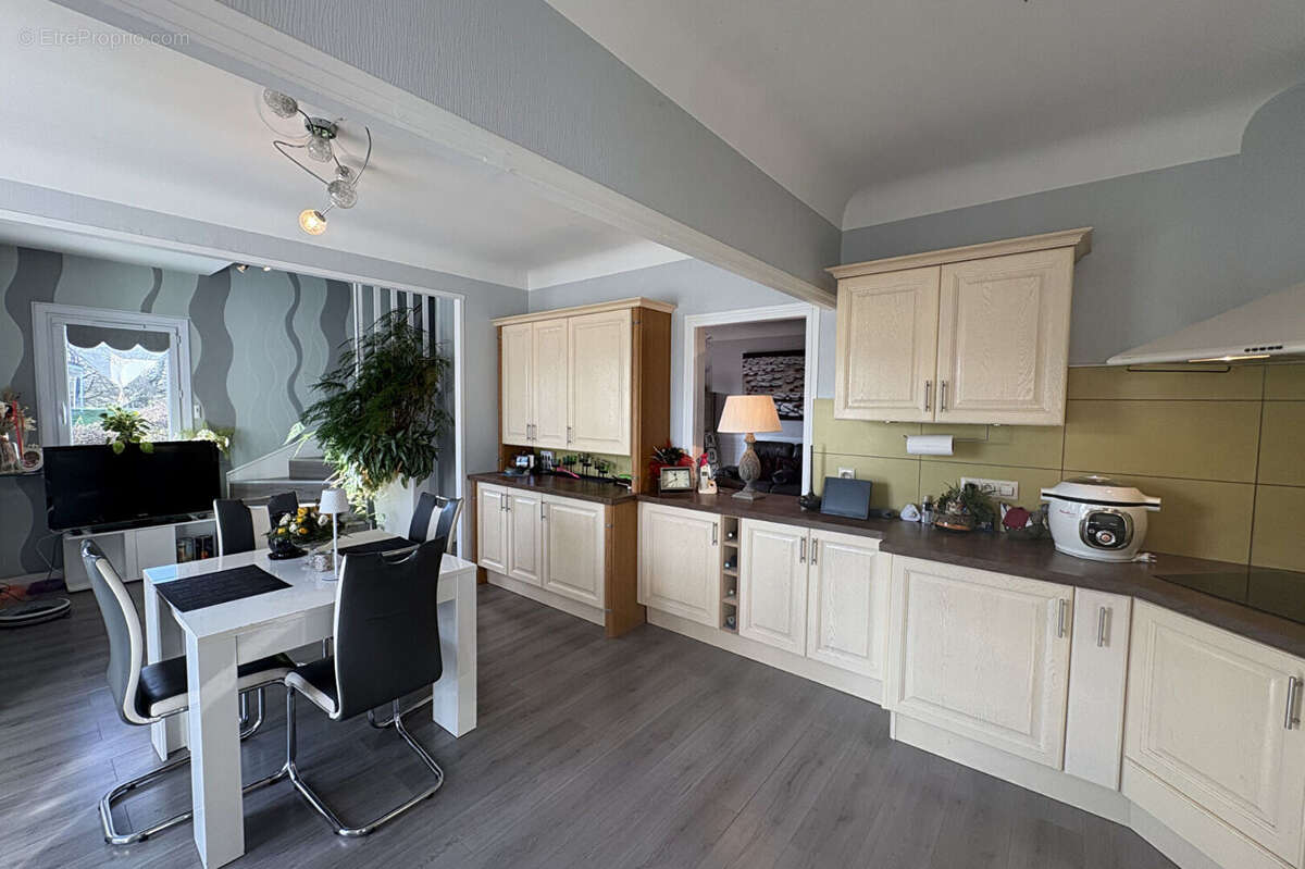 Maison à CASTAIGNOS-SOUSLENS