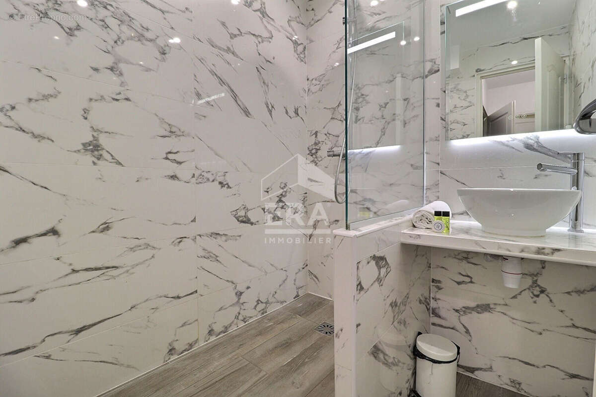 Appartement à SAINT-DENIS