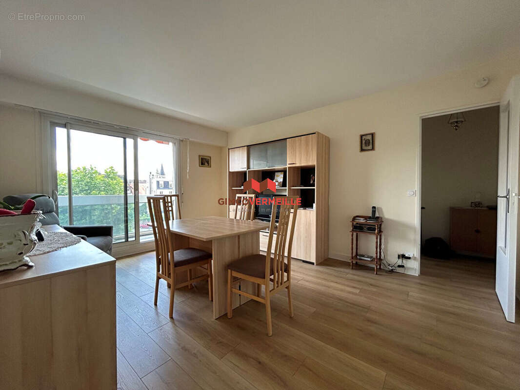 Appartement à POISSY