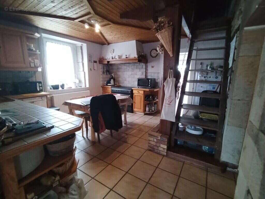 Maison à SAINT-BARTHELEMY