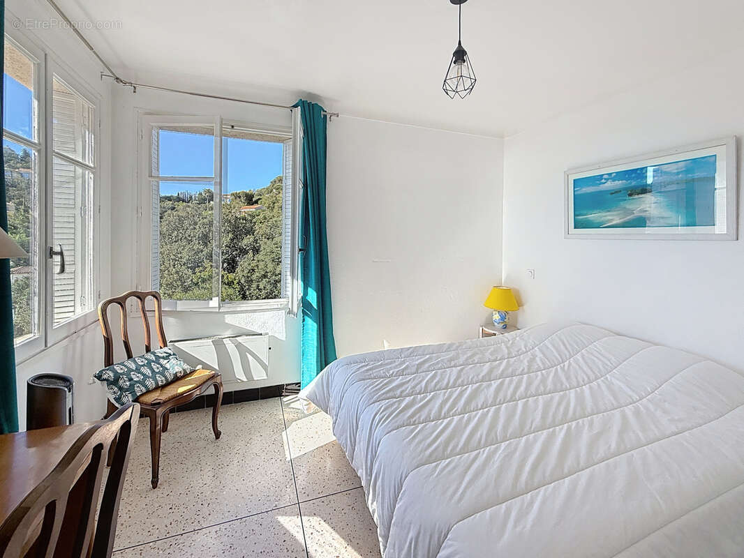 Maison à LES ISSAMBRES