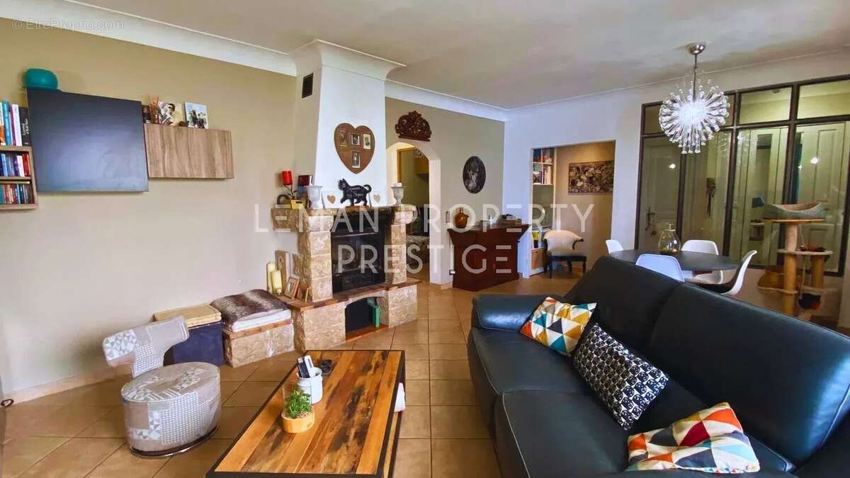 Maison à PEYMEINADE