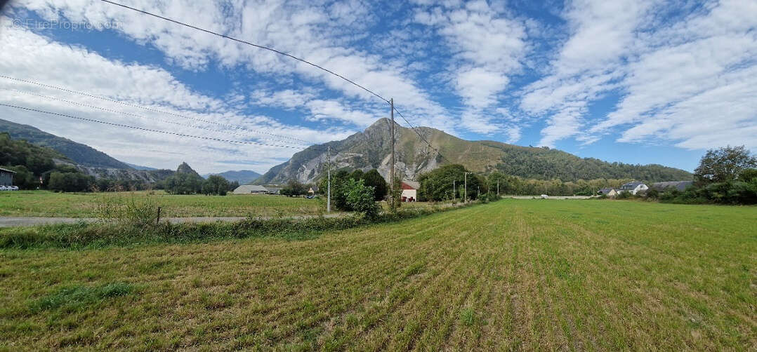 Terrain à ARGELES-GAZOST