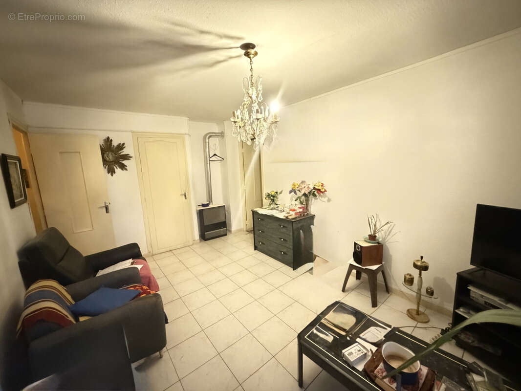 Appartement à FONTAINE