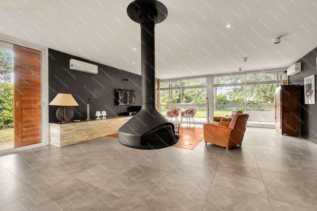Villa d'architecte de plain-pied – 209 m² de lumière, nature préservée et confort énergétique – Saint-Lys - photo 4