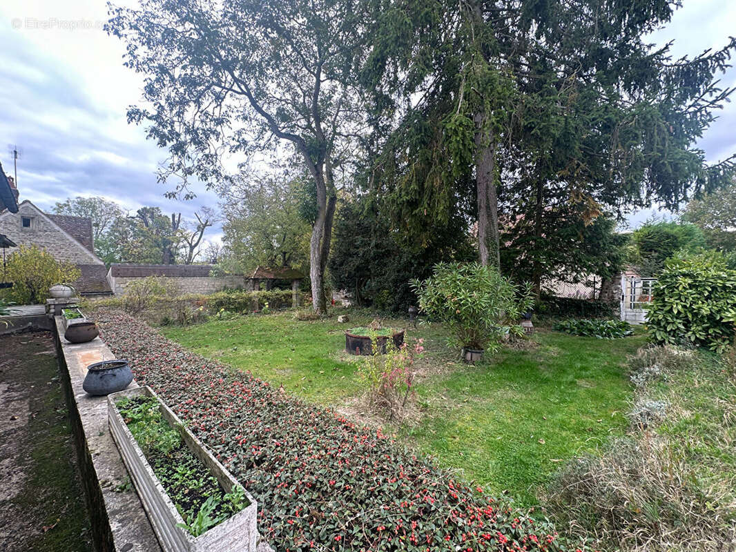 Maison à LE PERCHAY