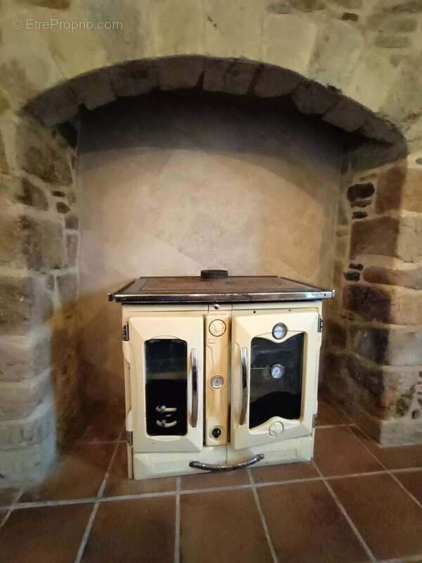 Maison à HENANBIHEN