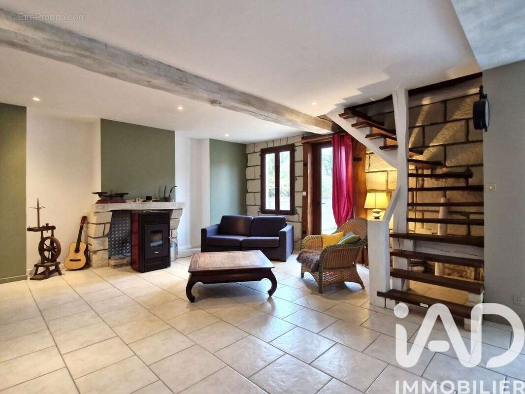 Photo 2 - Maison à LA CHAPELLE-SUR-LOIRE