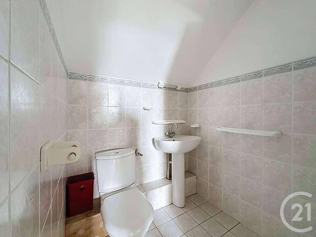 Maison 167 m² à Montigny-Les-Monts  - photo 9