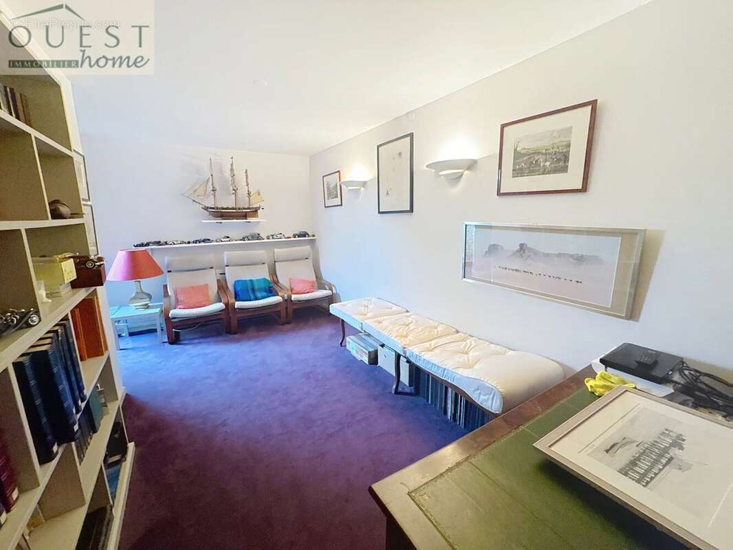 Maison à CHARBONNIERES-LES-BAINS