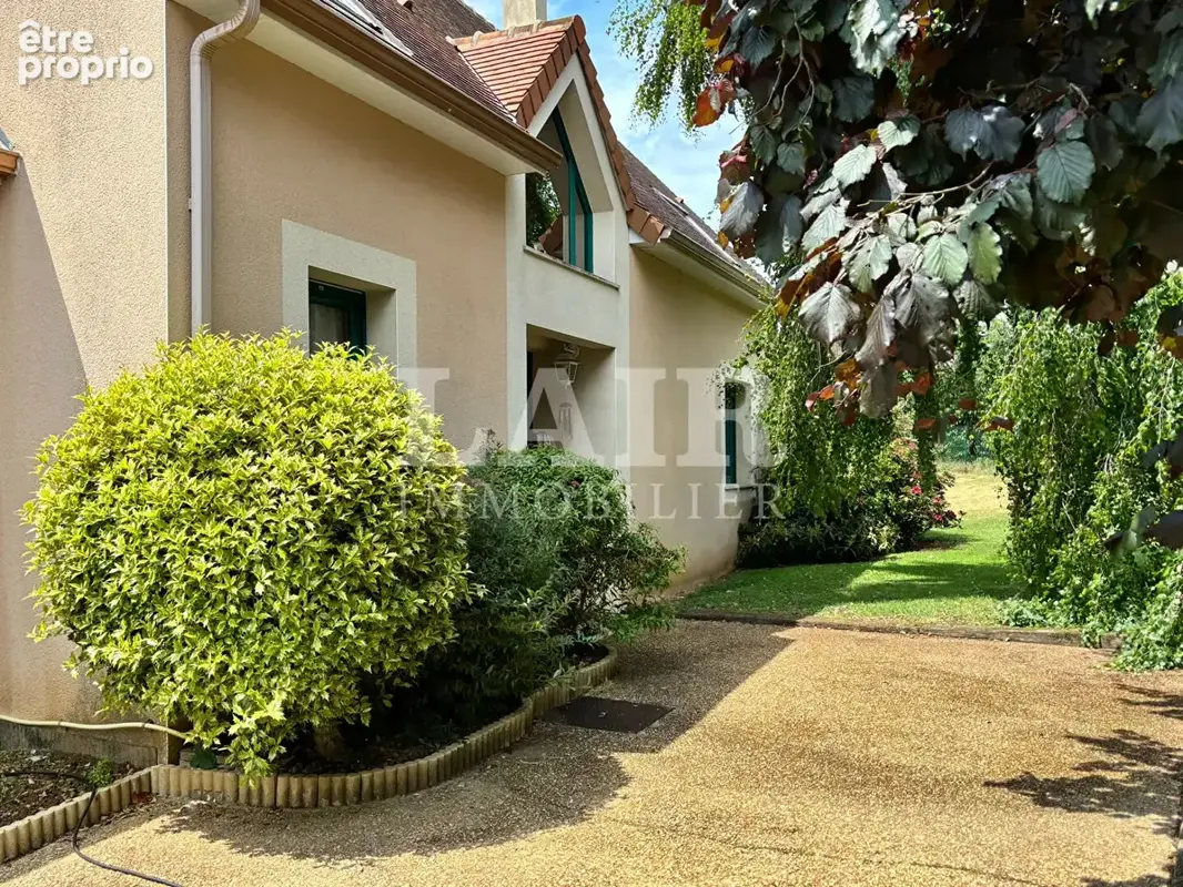 Villa de standing en centre d'Alençon quartier LANCREL- Réf 13856 - photo 2