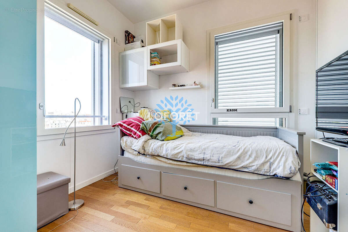 Appartement à PARIS-14E