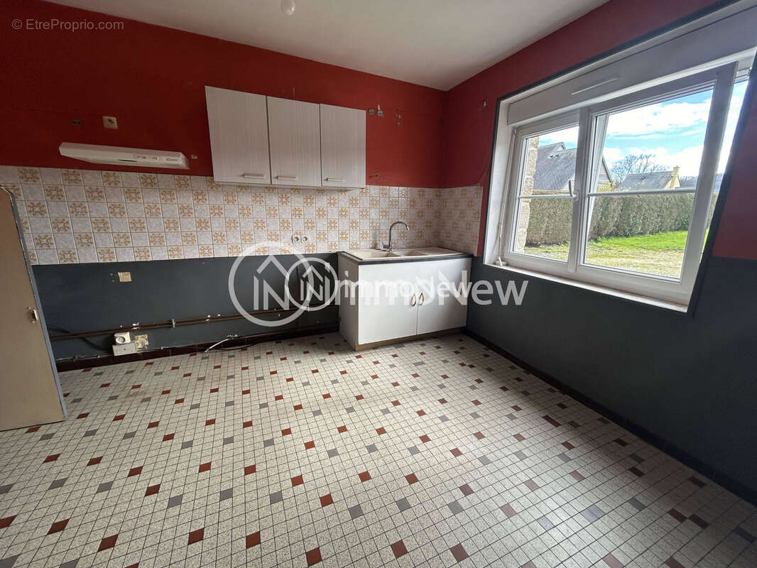 Maison mitoyenne a renover de 84m2 sur 1232m2 de terrain - photo 5
