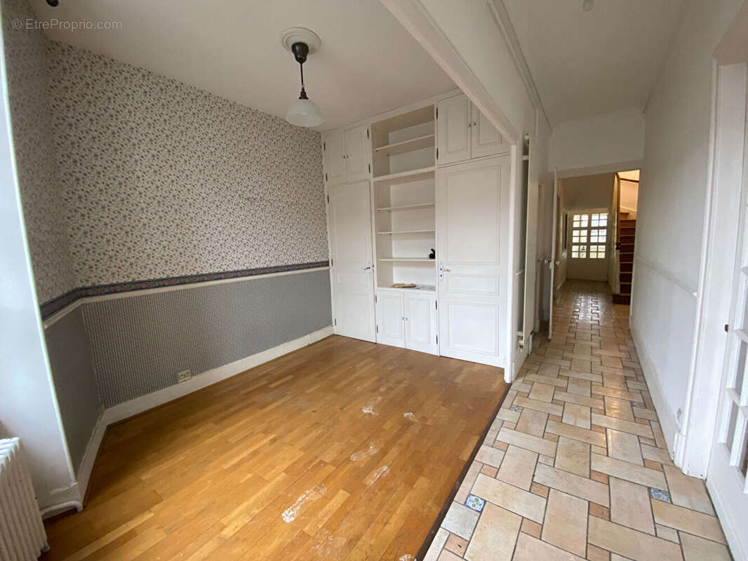 Maison à LA FERTE-BERNARD