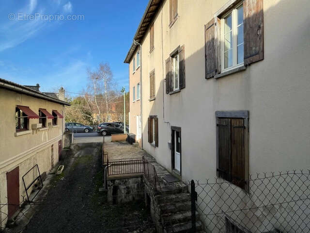 Appartement à CHALUS