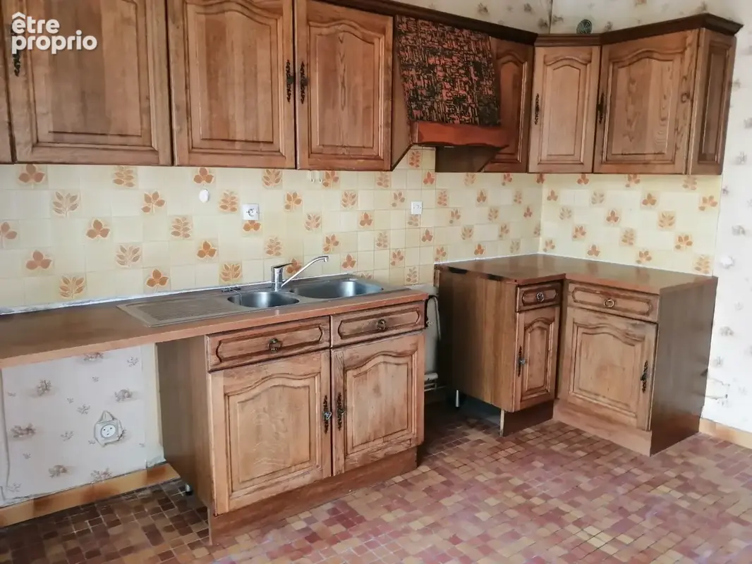 Appartement 3 pièces 69 m² à vendre à Riom (63200) - photo 2