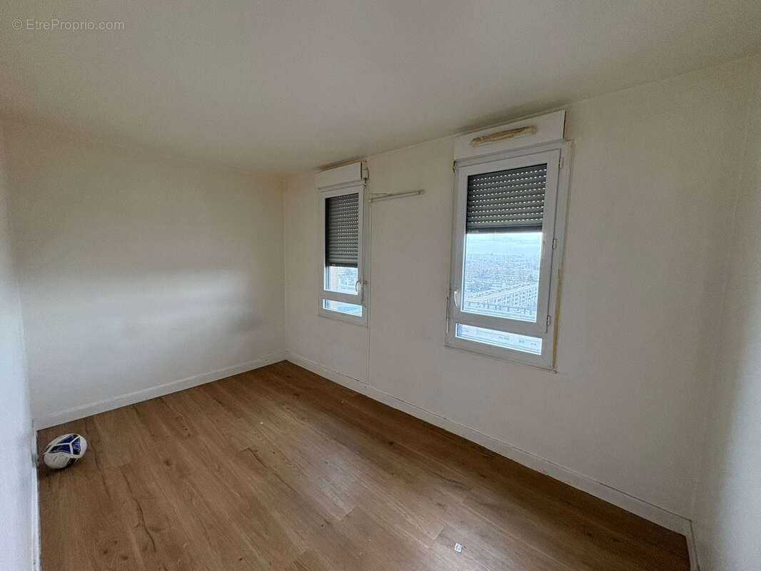 Appartement à SARCELLES