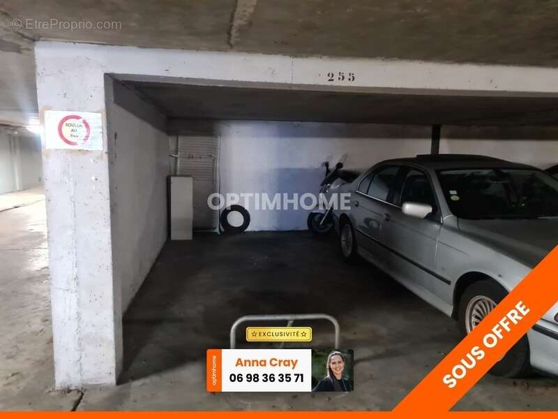 Parking à LA GRANDE-MOTTE