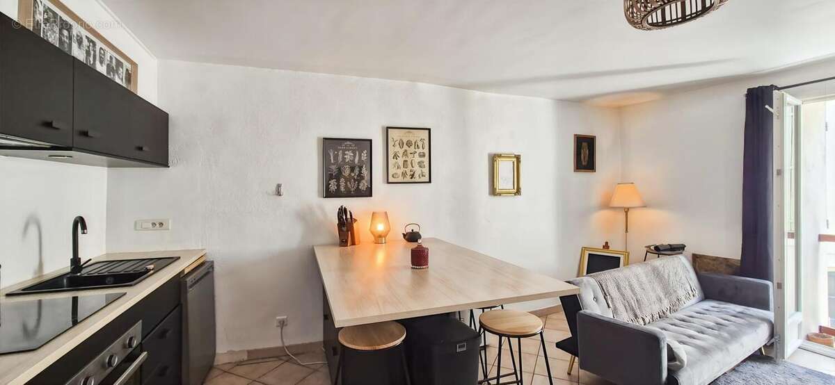 Photo 2 - Maison à VILLELAURE