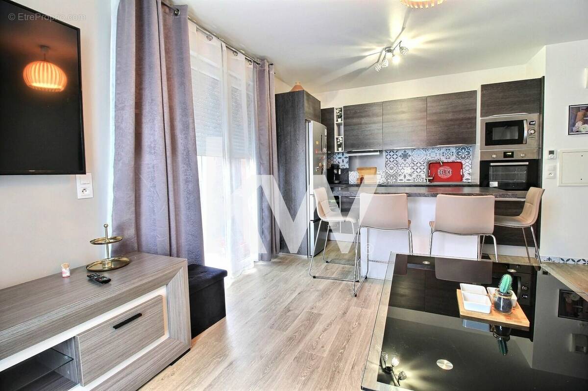 Appartement à CORBEIL-ESSONNES