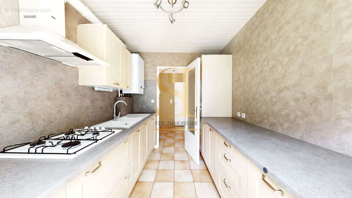 Appartement à VALENTON