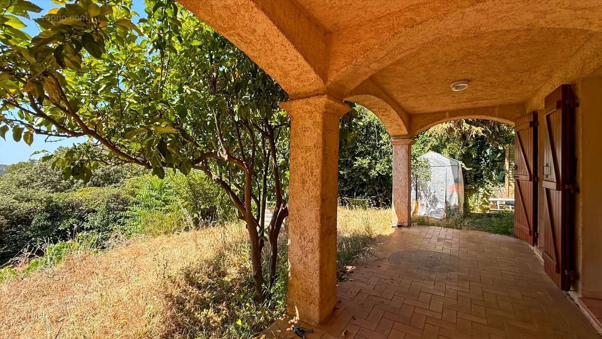 Maison à SAINT-RAPHAEL