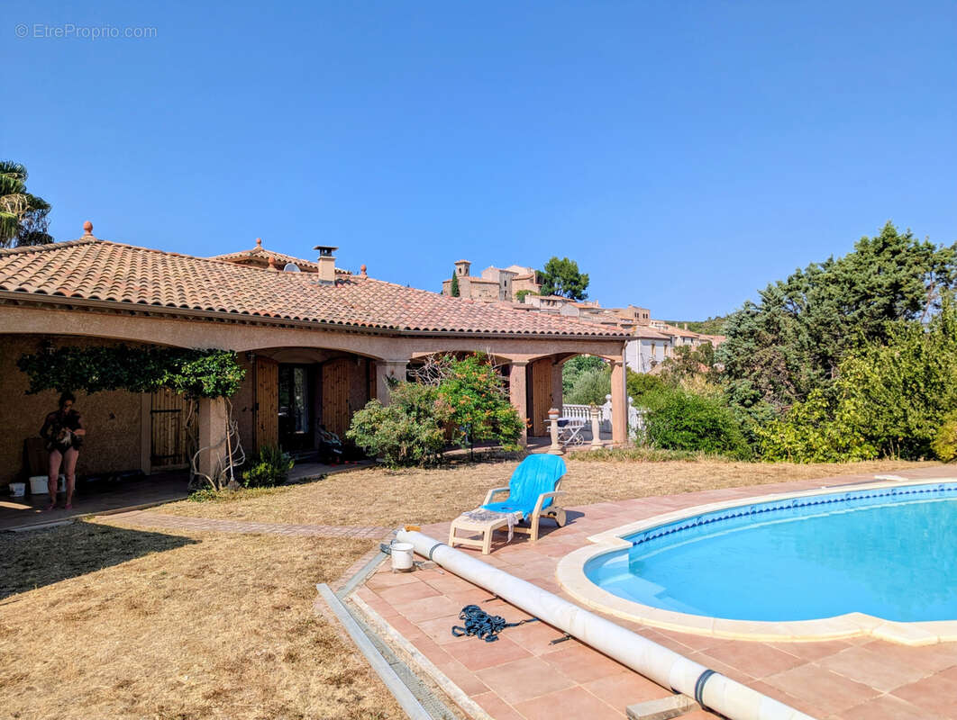 Superbe villa dans un cadre magnifique - photo 3