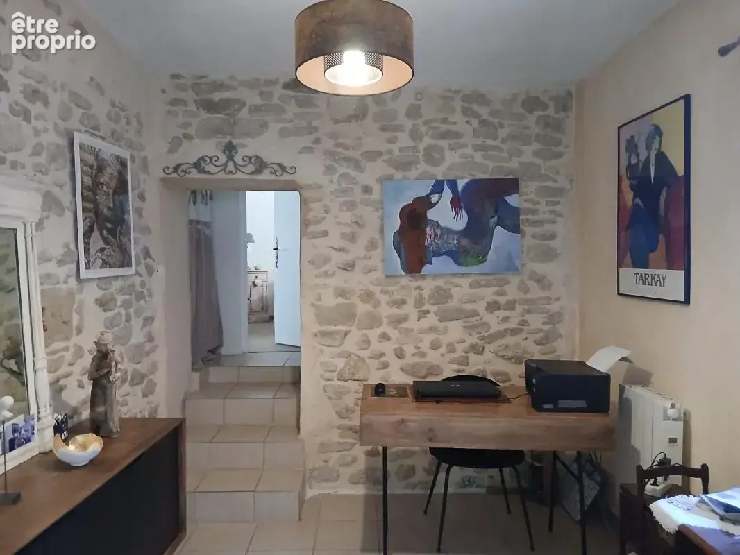 Maison de village entièrement rénovée de 185 m2 avec patio terrasse et cour intérieure - photo 7