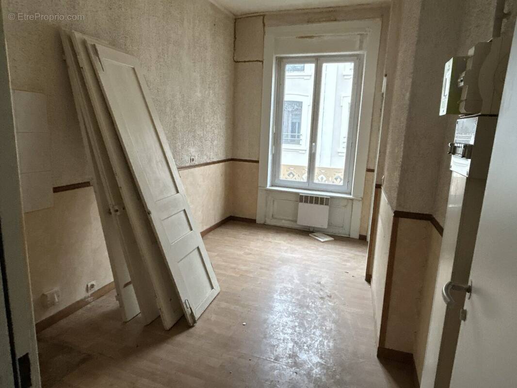 Appartement à SAINT-ETIENNE