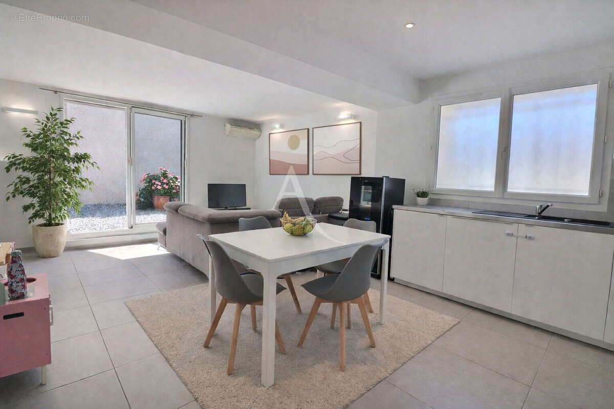 Appartement à MARSEILLE-12E